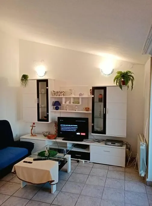 Cosy Apartment With An Amazing Marina & Sea View Pjescana Uvala Croatia