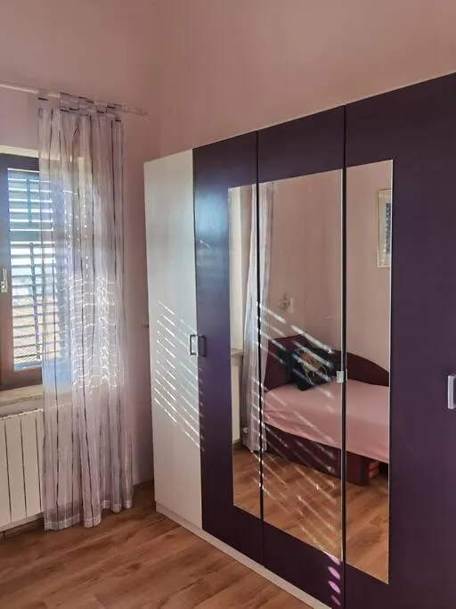 Cosy Apartment With An Amazing Marina & Sea View Pjescana Uvala Croatia